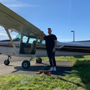 Meet your Posher, Max